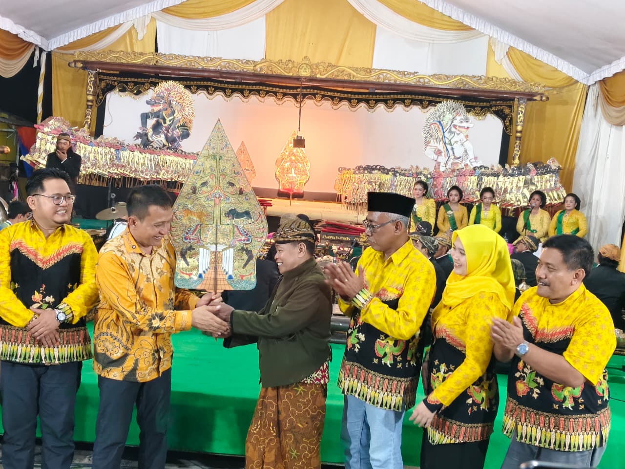 WhatsApp Image 2025-11-03 at 00.00.23<em>83fbf1a4.jpg