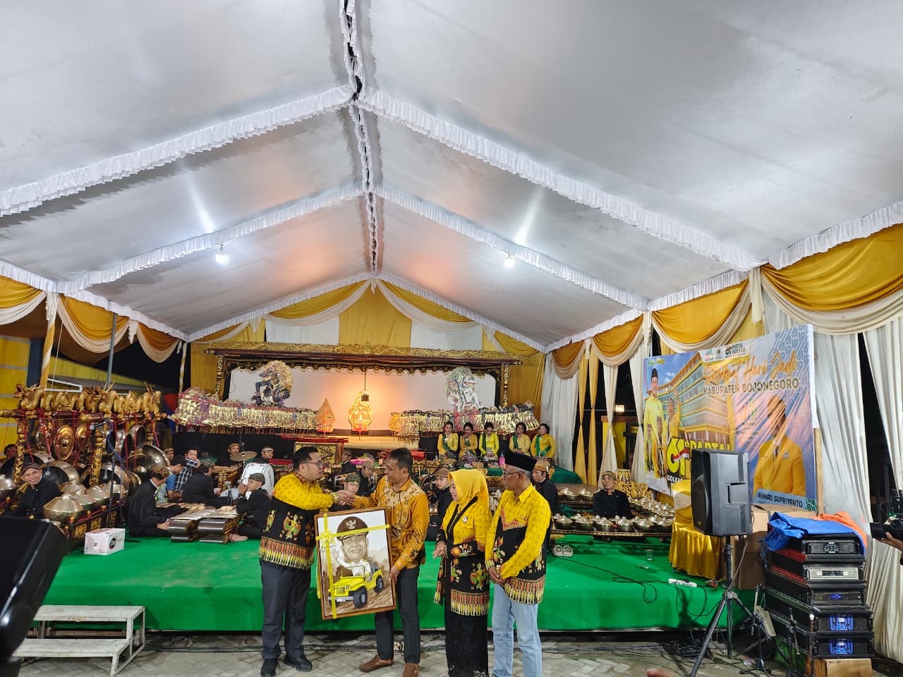 WhatsApp Image 2025-11-03 at 00.00.28</em>d9cb58e1.jpg