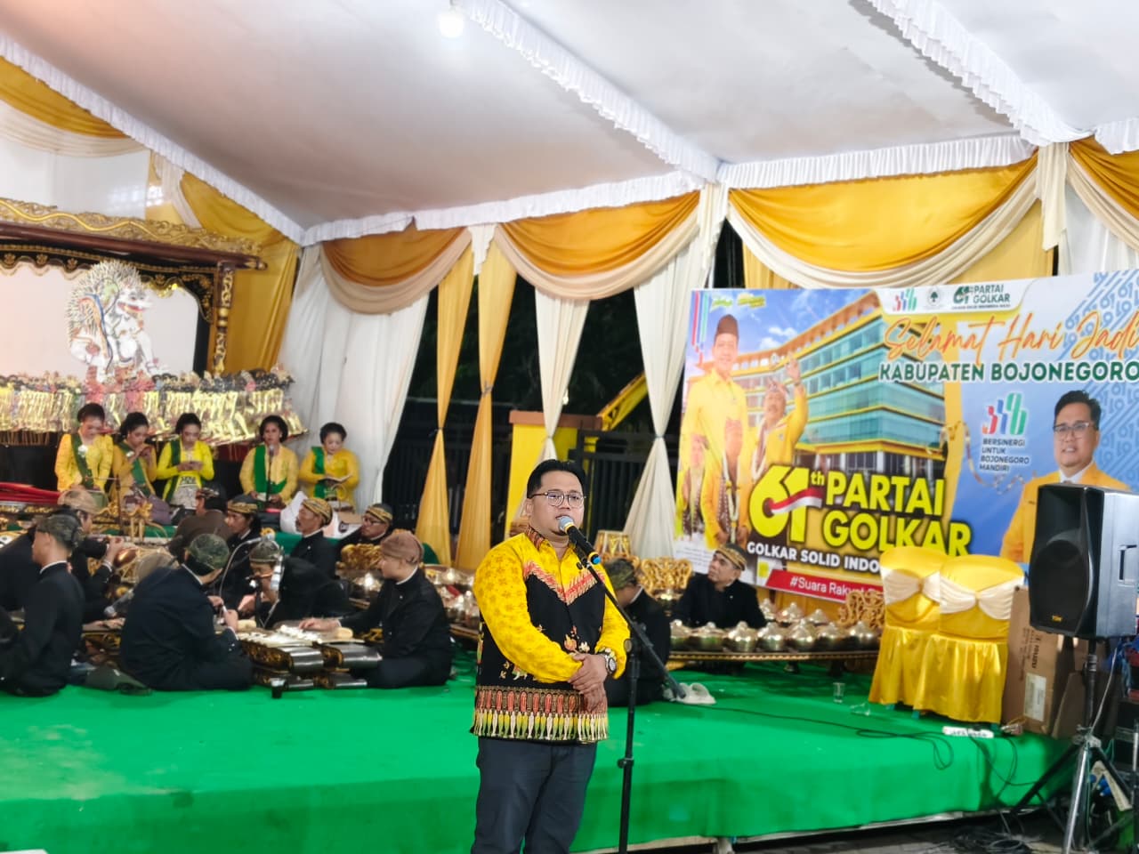 WhatsApp Image 2025-11-03 at 00.00.21</em>38da2a20.jpg